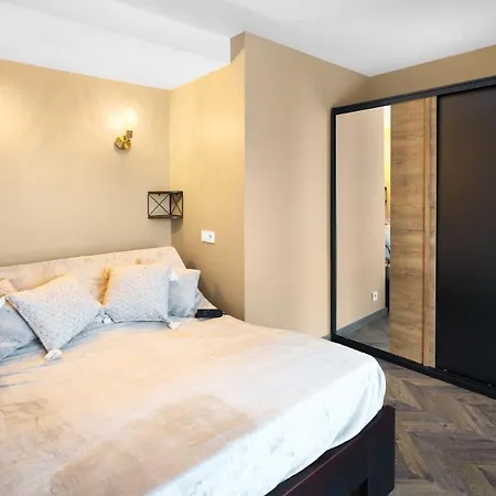 Widokowy Z Balia Jacuzzi I Sauna Na Wylacznosc - Sikorowka - Dobre Miejsce *