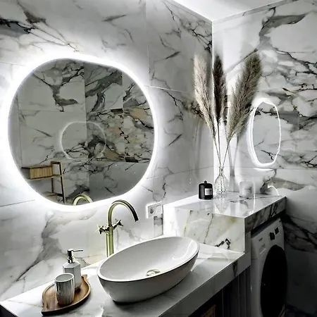 Widokowy Z Balia Jacuzzi I Sauna Na Wylacznosc - Sikorowka - Dobre Miejsce Apartment