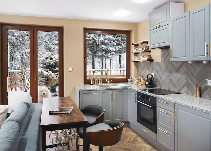 Widokowy Z Balia Jacuzzi I Sauna Na Wylacznosc - Sikorowka - Dobre Miejsce דירה